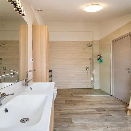 Penthouse Fravita *